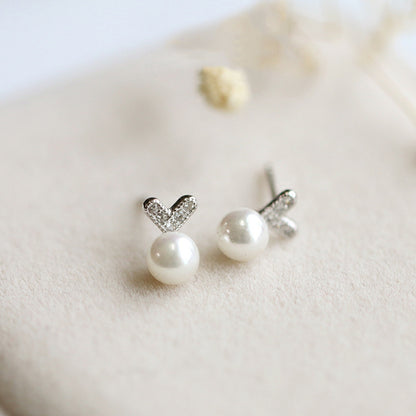 Pearl petal three-dimensional earrings-Jewearrings