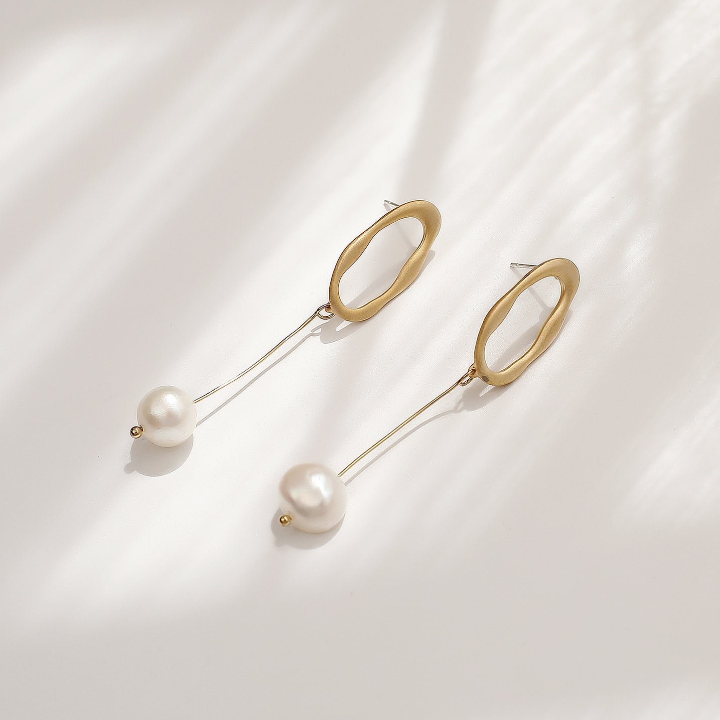 Water Pearl Earrings, Simple And Thin Earrings-Jewearrings