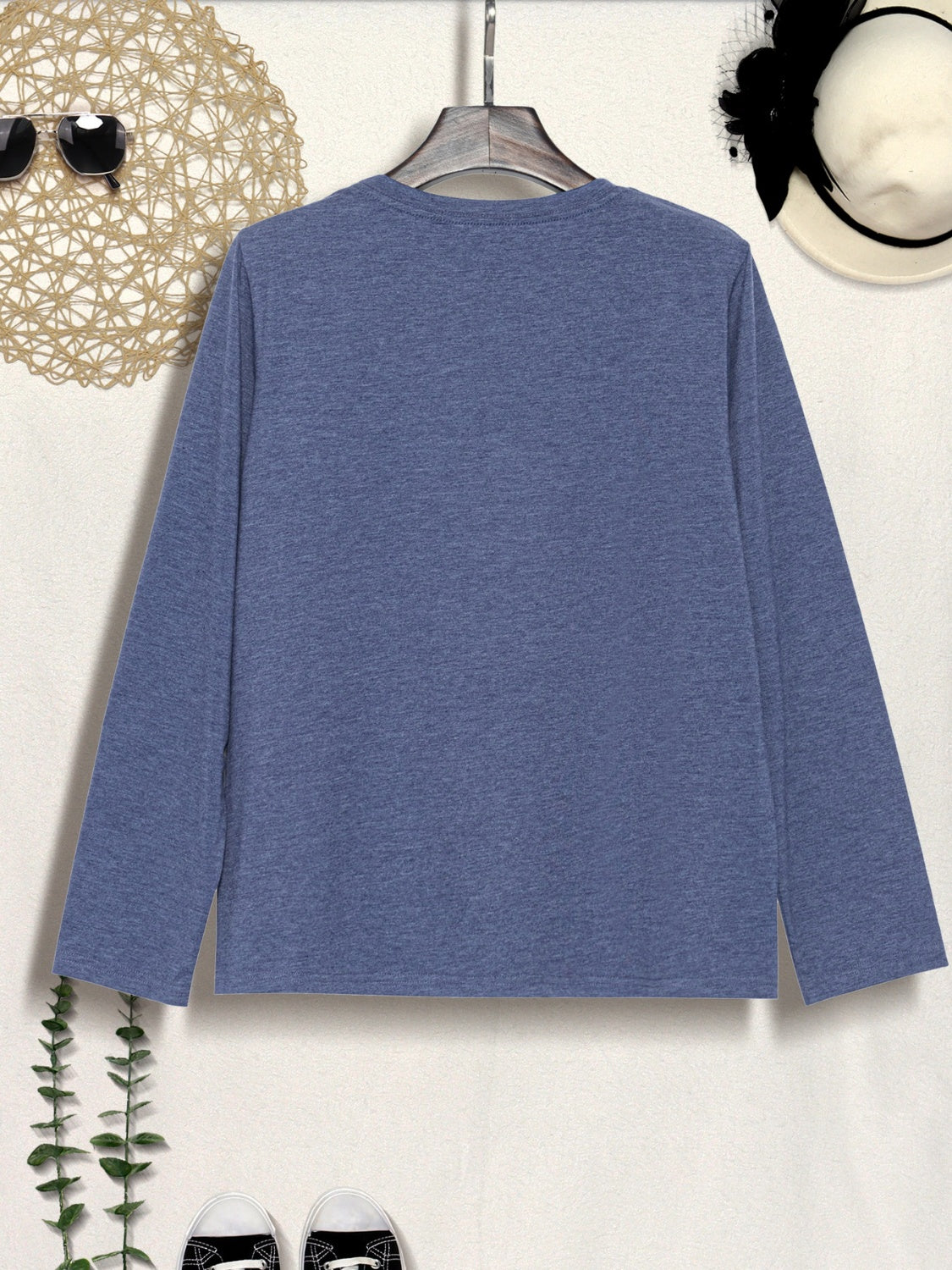 Round Neck Long Sleeve T-shirt-Jewearrings