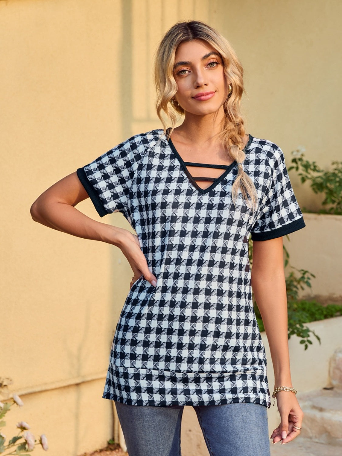 Houndstooth V-Neck Short Sleeve T-Shirt-Jewearrings