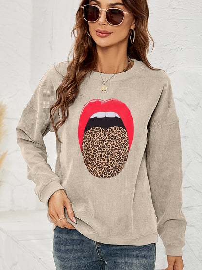 Round Neck Dropped Shoulder MAMA Graphic Sweatshirt-Jewearrings