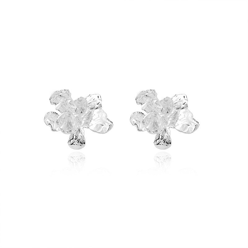 Small Design Sense Metal Petal Earrings Silver Pin-Jewearrings