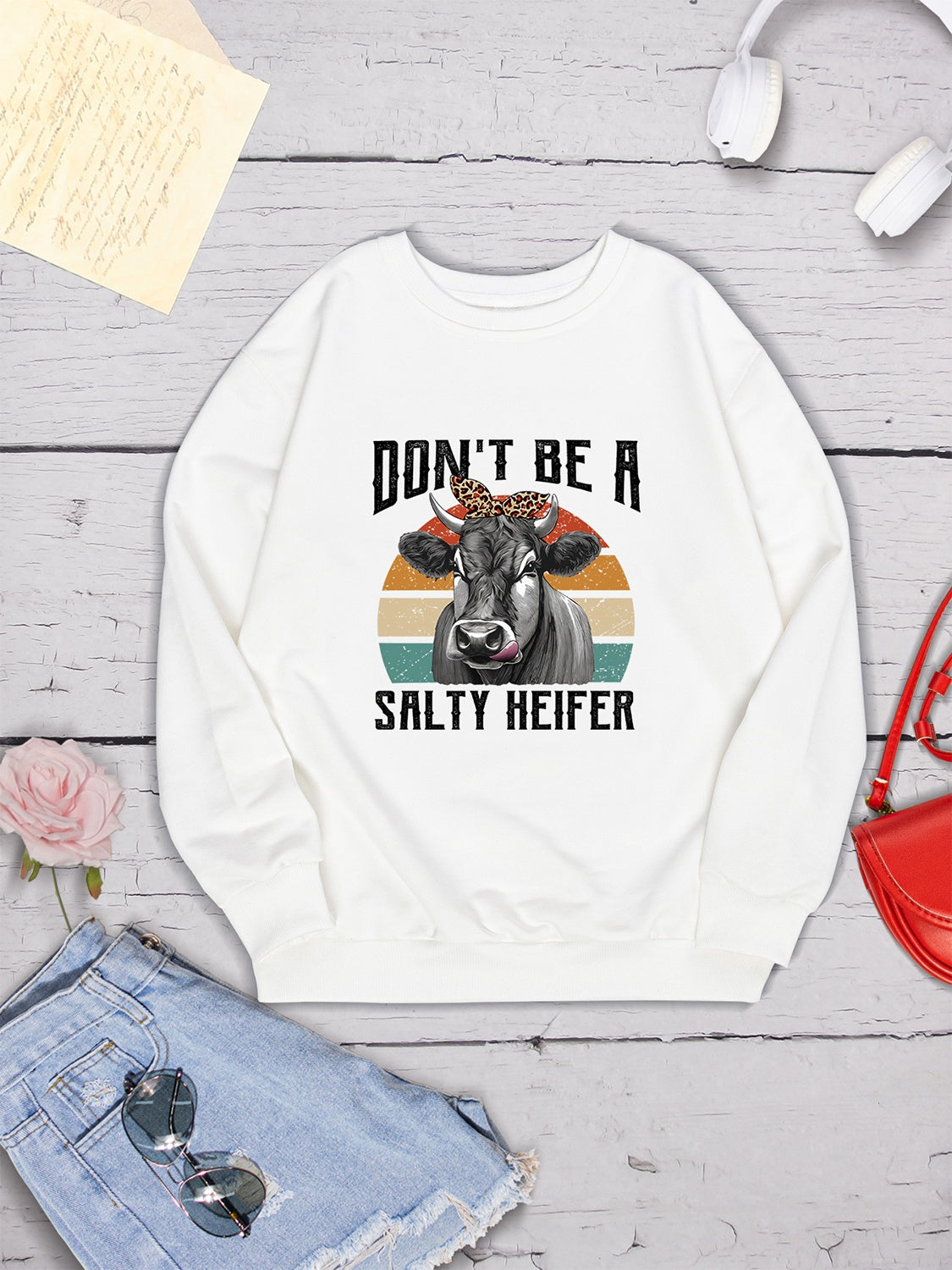 DON'T BE A SALTY HEIFER Round Neck Sweatshirt-Jewearrings