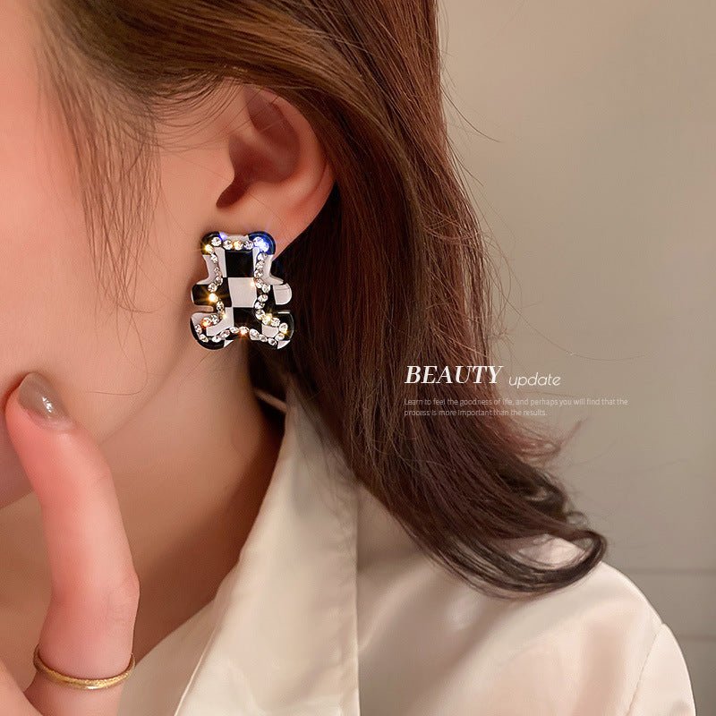 925 Silver Needle Acrylic Checkerboard Bear Earrings Female-Jewearrings