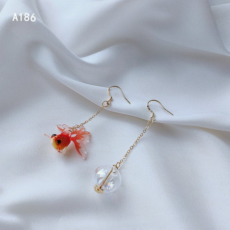 925 Silver Plating 14k Real Gold Asymmetric Types A And B Goldfish Earrings-Jewearrings