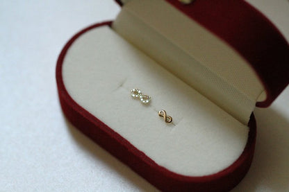 925 Sterling Silver Plated 14K Gold Unlimited Stud Earrings-Jewearrings