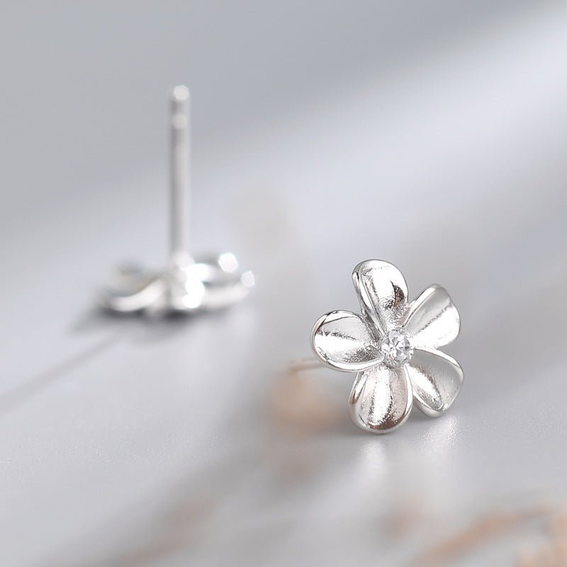 925 Sterling Silver Stud Earrings For Women Dignified Flowers Diamond-Jewearrings