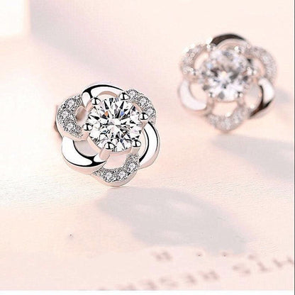 Perfect White Stud Earrings With Diamonds-Jewearrings