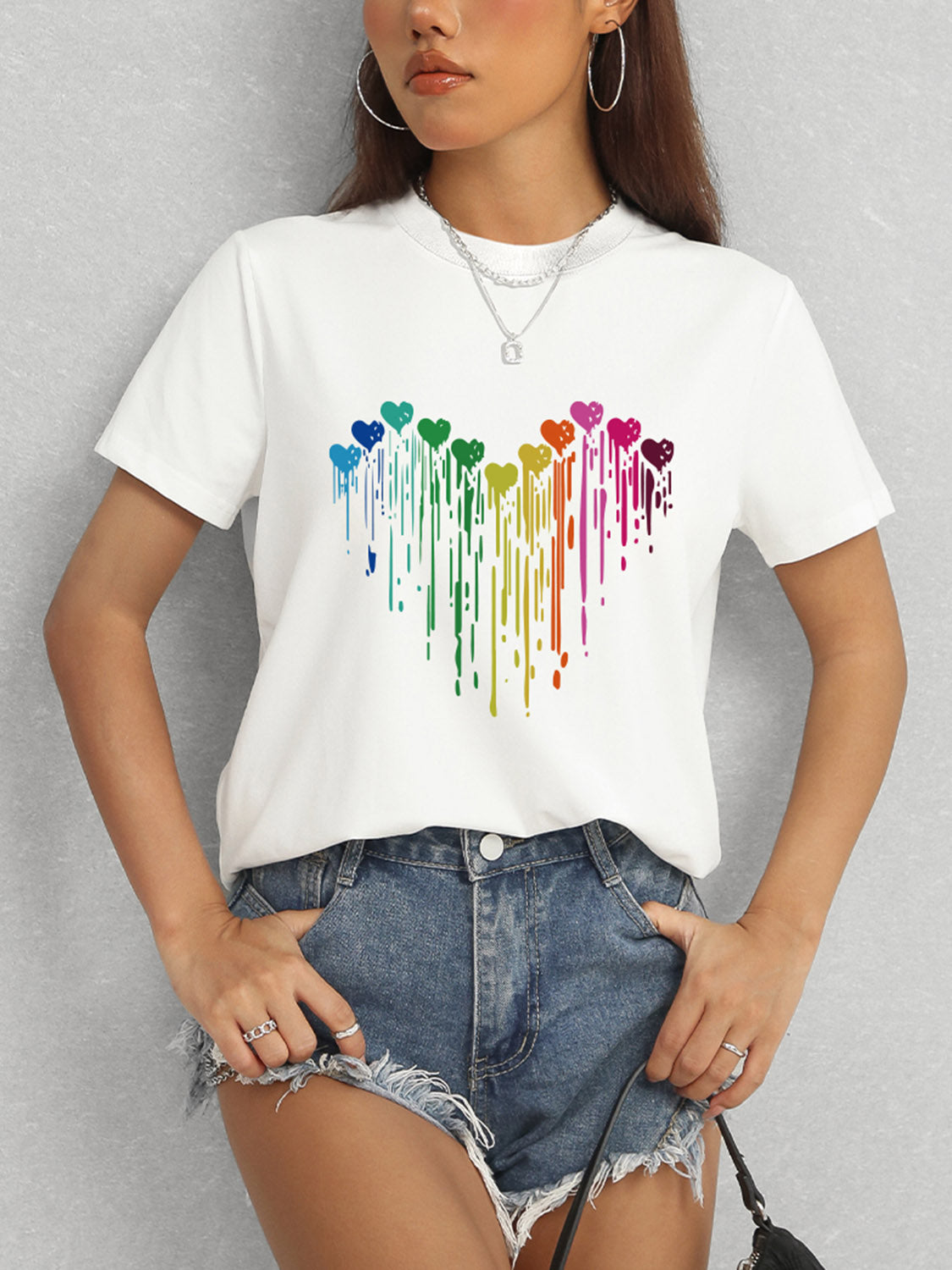 Heart Round Neck Short Sleeve T-Shirt-Jewearrings