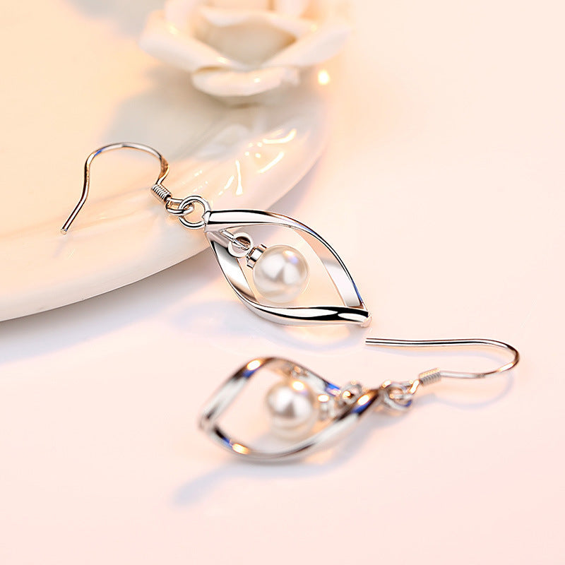 Reverse pearl earrings-Jewearrings