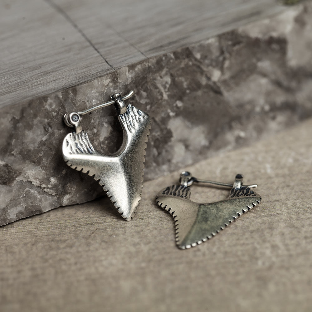 925 Silver Punk Vintage Triangle Shark Earrings Tooth Serrated Sterling Silver Ear Clip-Jewearrings