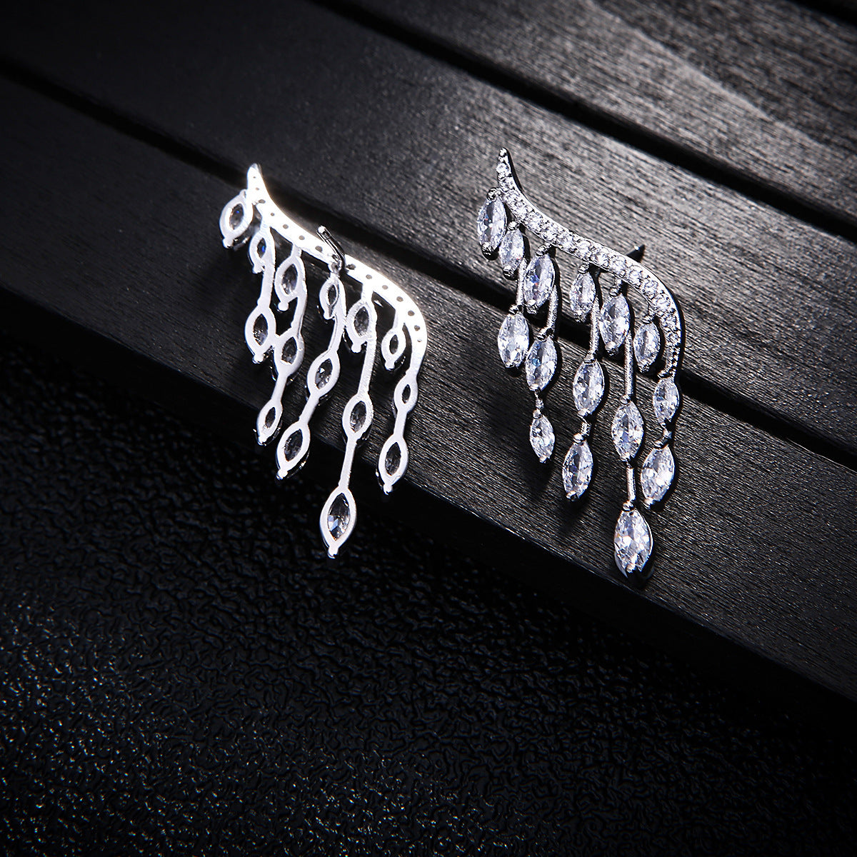 Micro-inlaid Zircon Exquisite Tassel Temperament Female Stud Earrings-Jewearrings