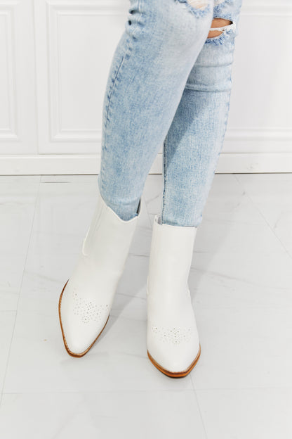 MMShoes Love the Journey Stacked Heel Chelsea Boot in White-Jewearrings