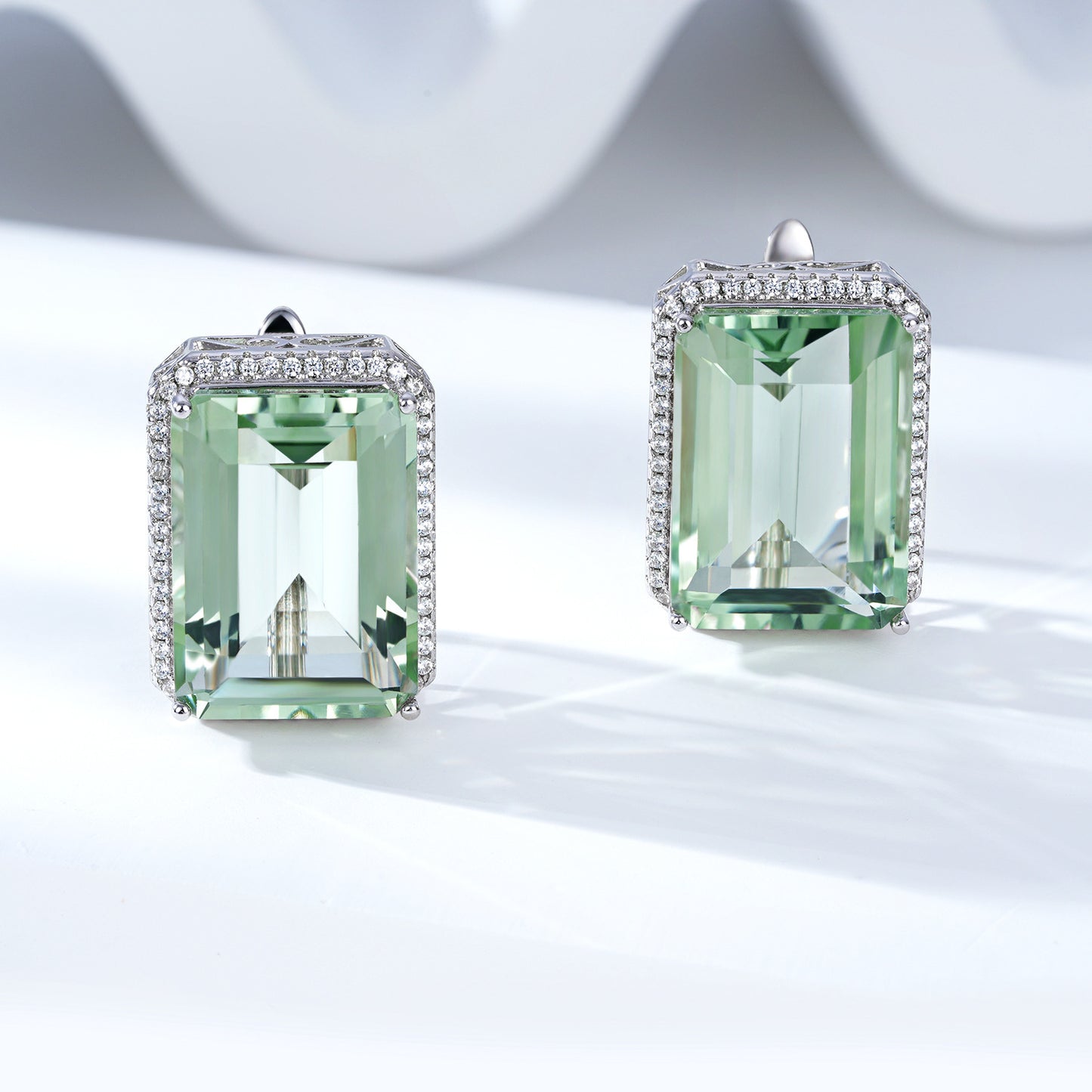 Luxurious And High-grade Natural Green Crystal Earrings, Fashionable Design, S925 Silver-Jewearrings