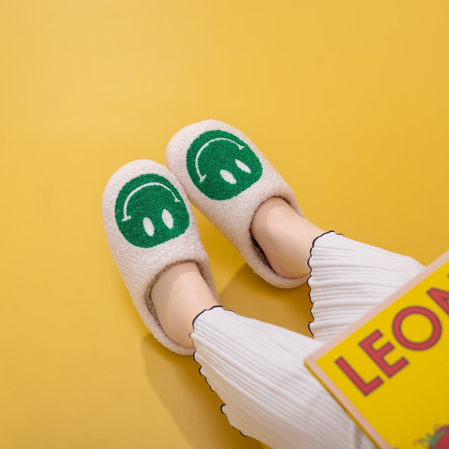 Melody Smiley Face Slippers-Jewearrings