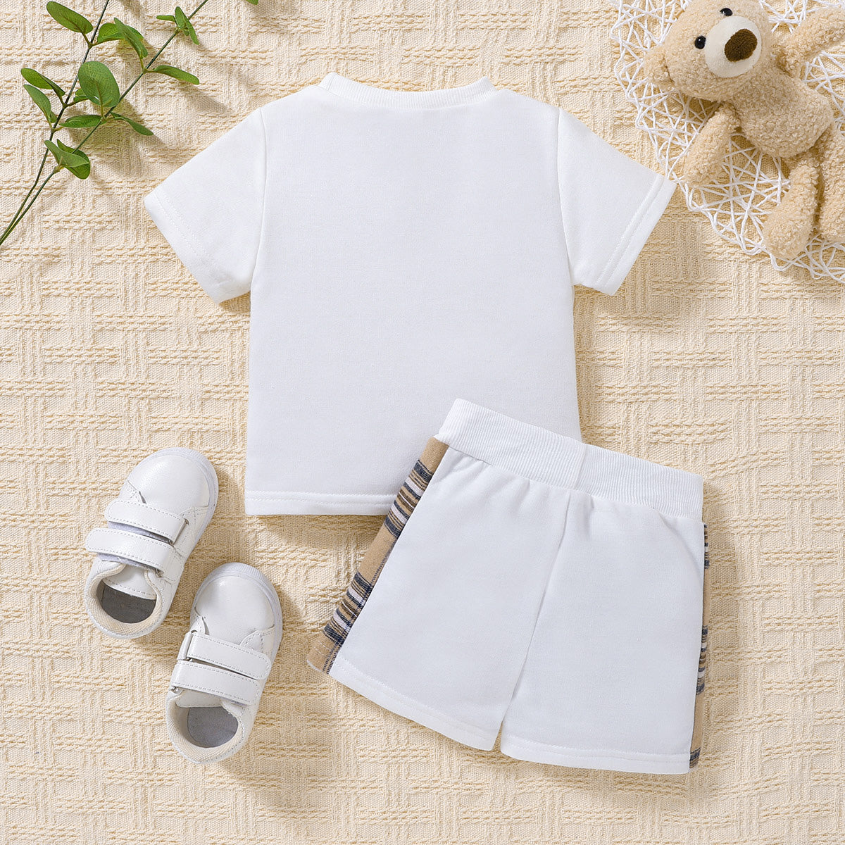 Baby Bear Graphic Round Neck Tee and Short Set-Jewearrings