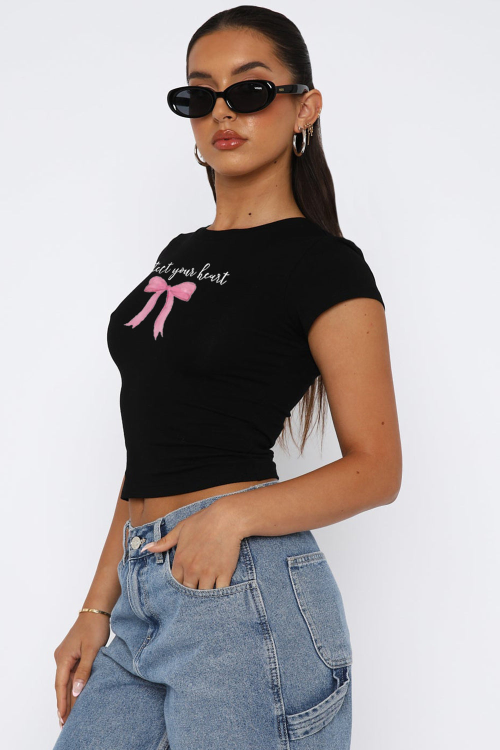 Bow Graphic Round Neck Short Sleeve T-Shirt-Jewearrings