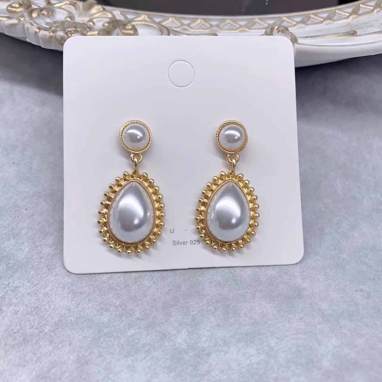 Sterling Silver Needle Hong Kong Style Retro Pearl Stud Earrings Elegant Water-drop Eardrops-Jewearrings