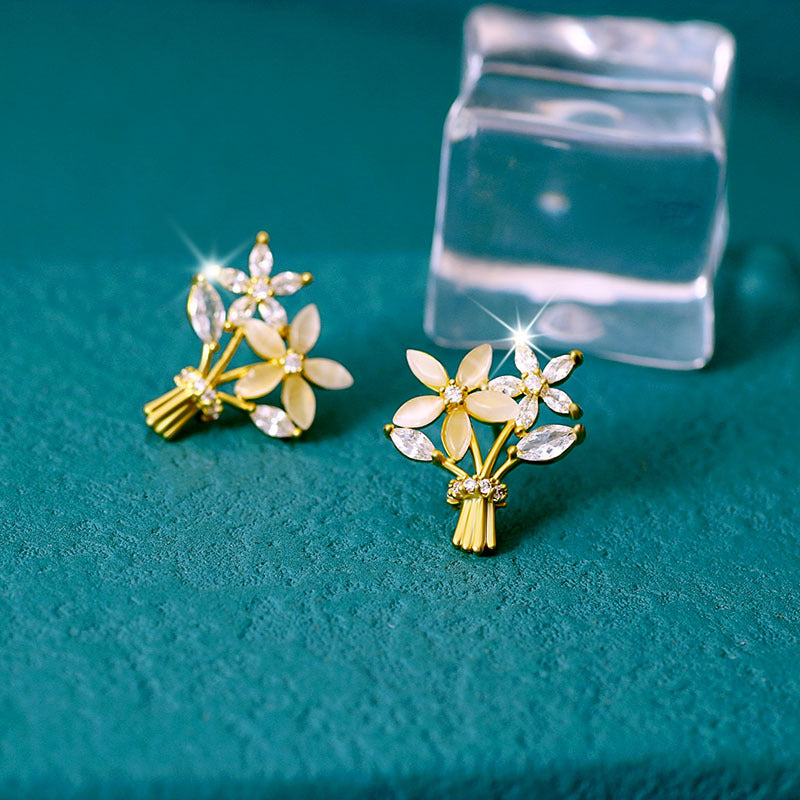 Sterling Silver Needle Niche Hollow Flowers Female Earrings-Jewearrings