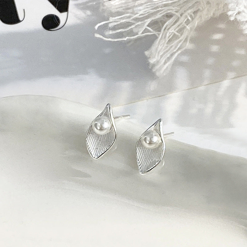 Women's Sterling Silver Pearl Leaf Stud Earrings-Jewearrings