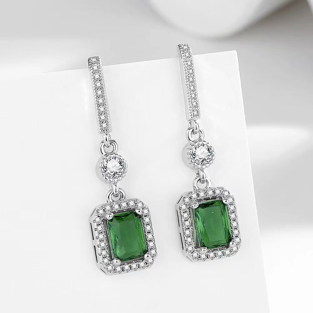 Light Luxury Emerald Earrings Tassel Design Minimalist-Jewearrings