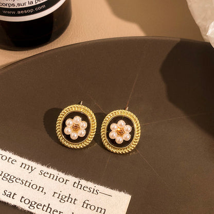 Women's High Sense Fashion Special-interest Brown Retro Stud Earrings-Jewearrings