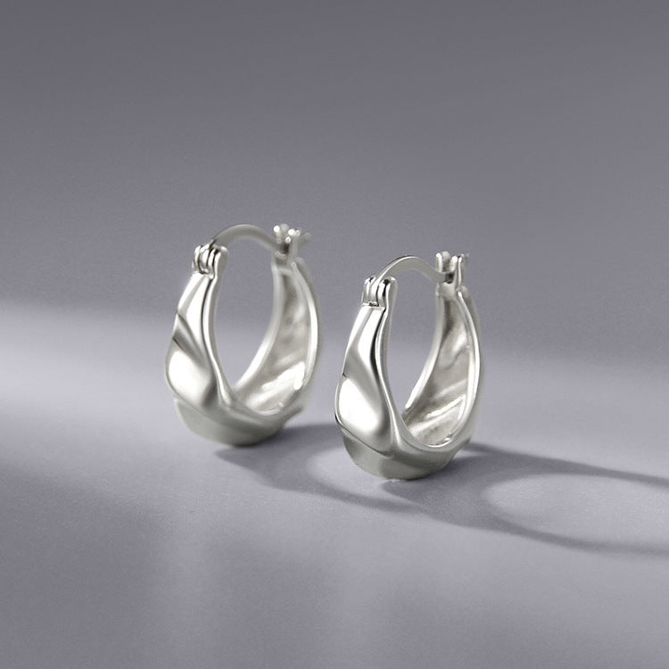 Women's Sterling Silver Mobius Strip Stud Earrings-Jewearrings