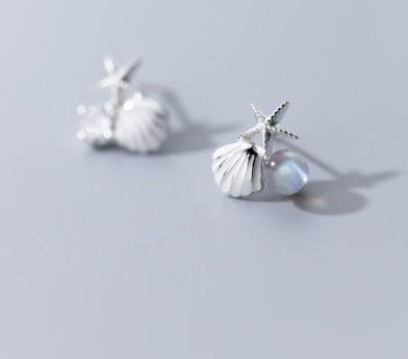 A starfish shell studded with diamond earrings-Jewearrings