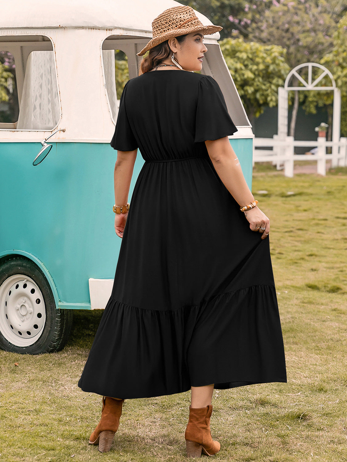 Plus Size Square Neck Short Sleeve Ruffle Hem Dress-Jewearrings