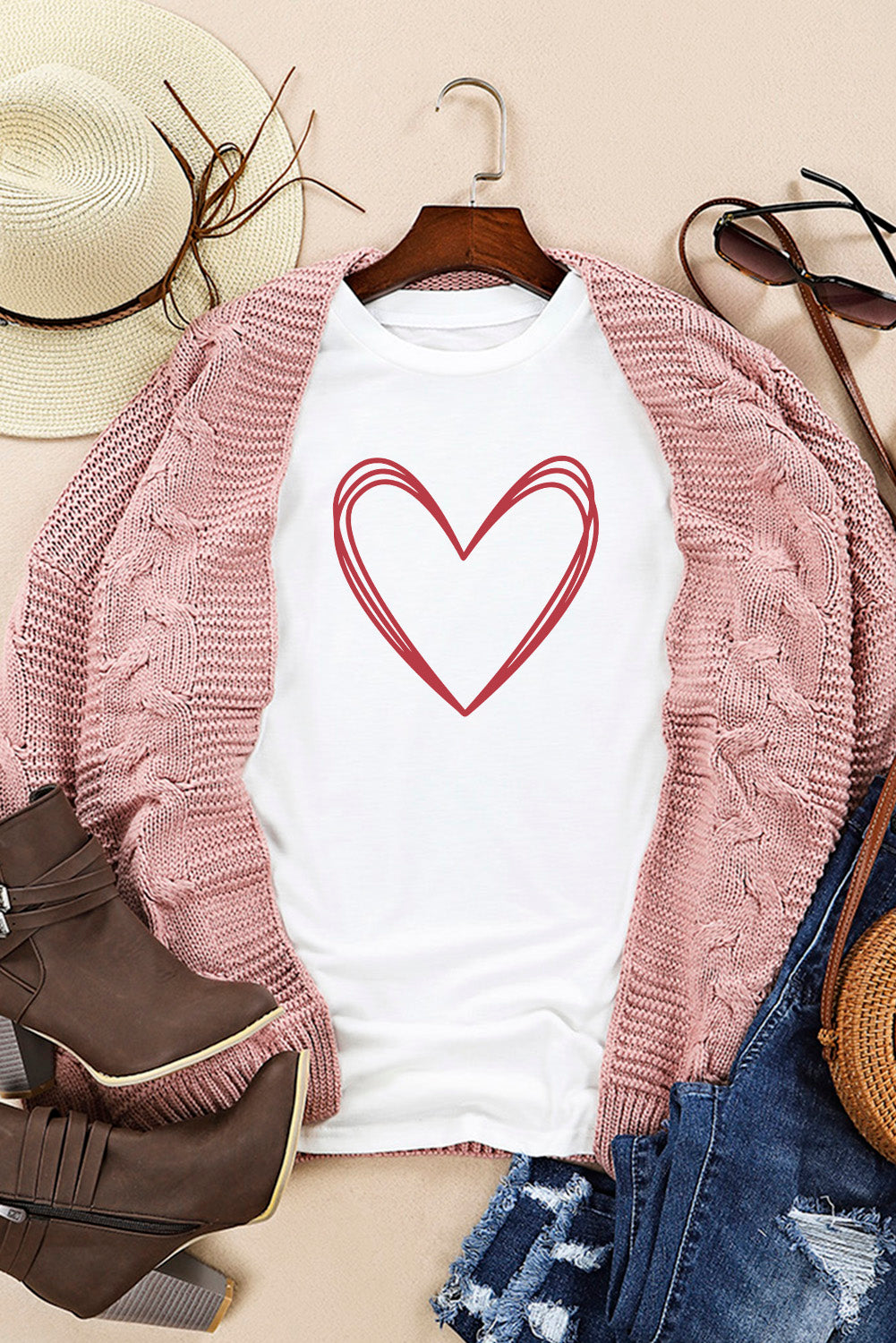 Heart Round Neck Short Sleeve T-Shirt-Jewearrings