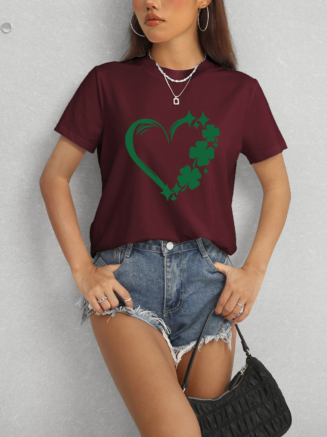 Heart Lucky Clover Round Neck Short Sleeve T-Shirt-Jewearrings