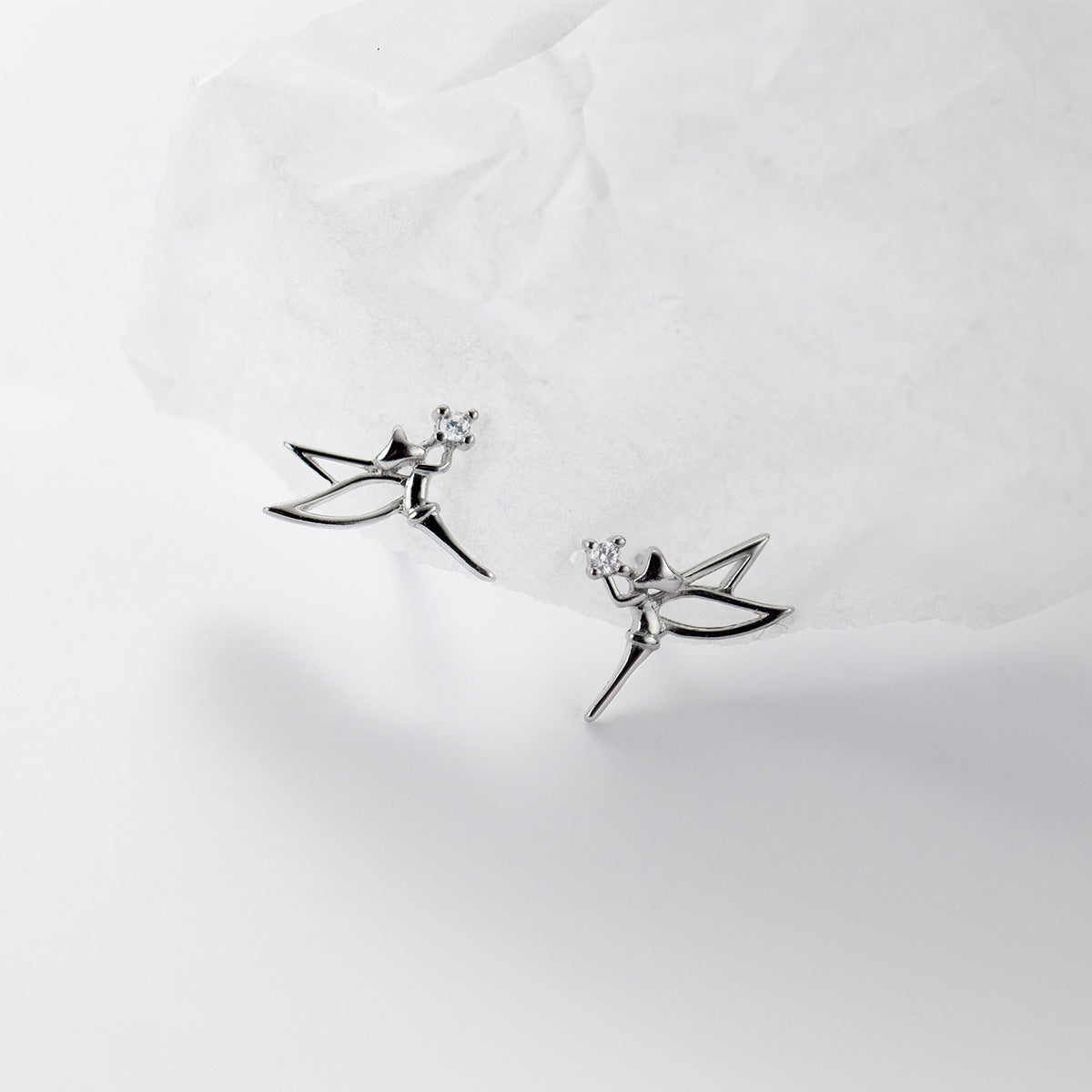 Women's Fashion Simple Geometric Sterling Silver Stud Earrings-Jewearrings