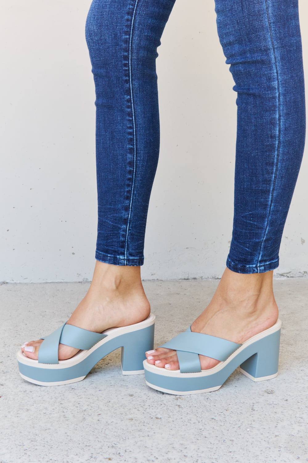 Weeboo Cherish The Moments Contrast Platform Sandals in Misty Blue-Jewearrings