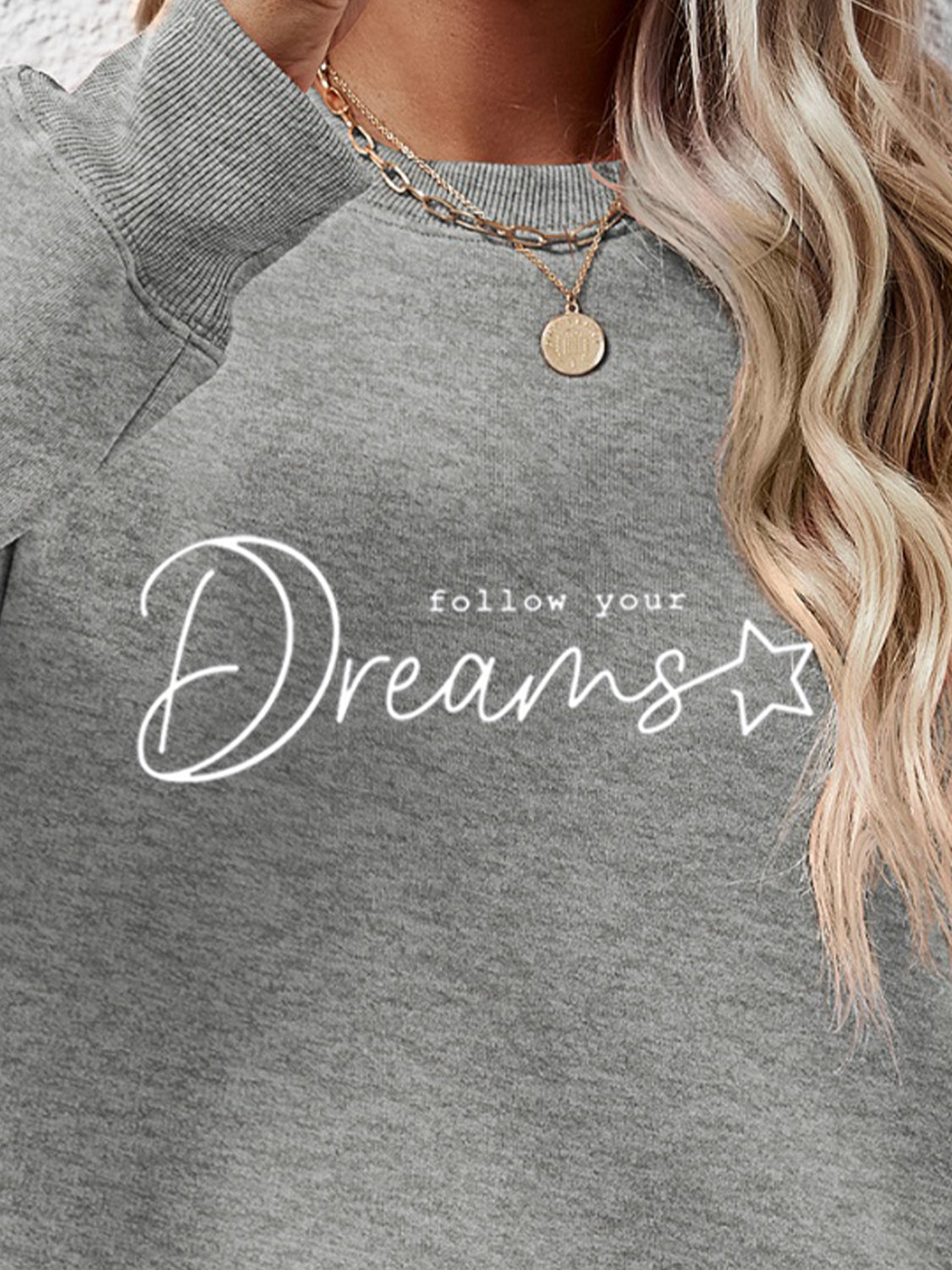 FOLLOW YOUR DREAMS Graphic Sweatshirt-Jewearrings