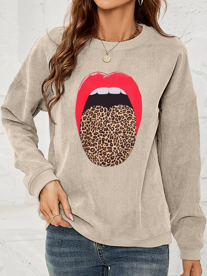 Round Neck Dropped Shoulder MAMA Graphic Sweatshirt-Jewearrings