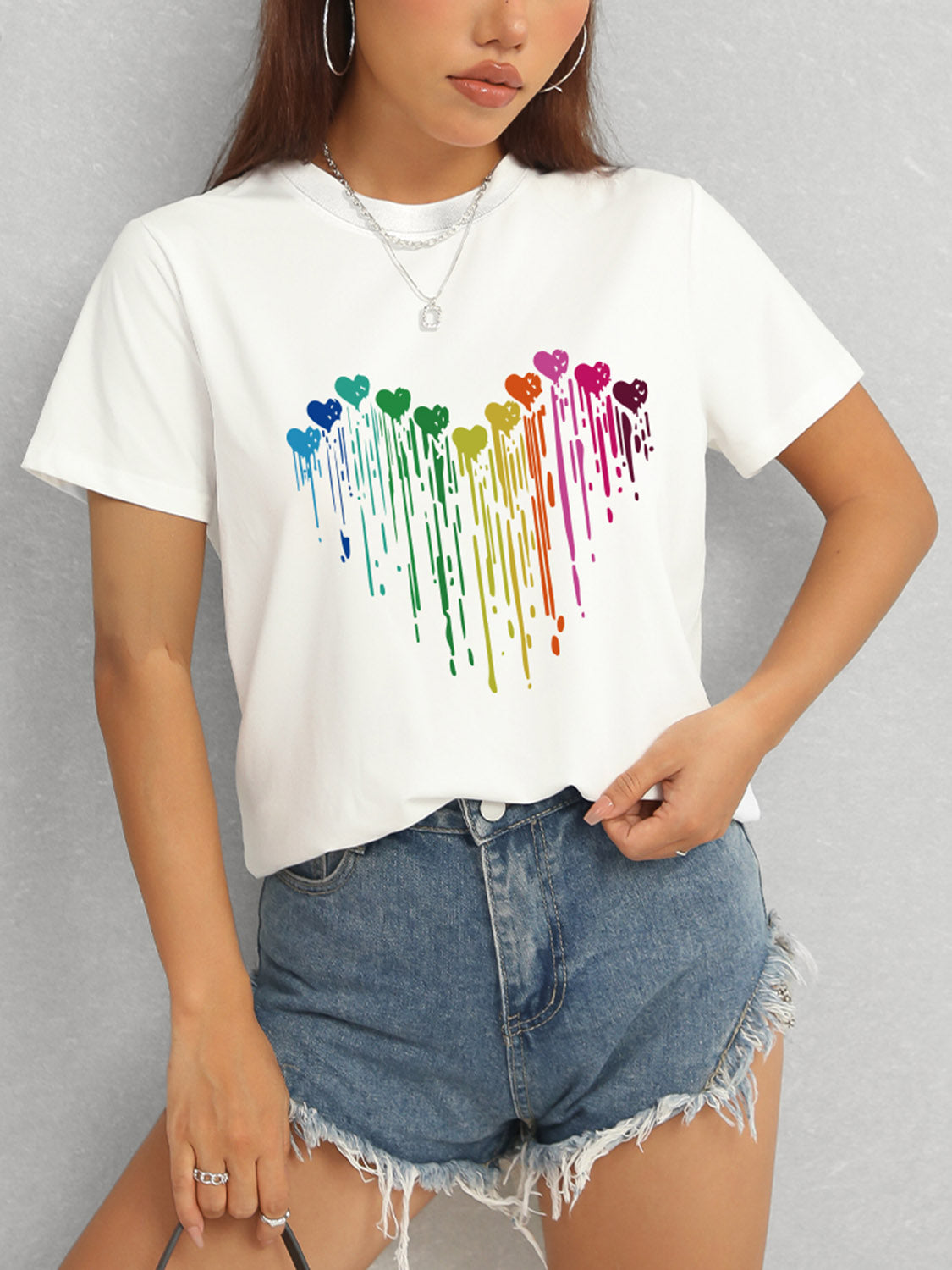 Heart Round Neck Short Sleeve T-Shirt-Jewearrings