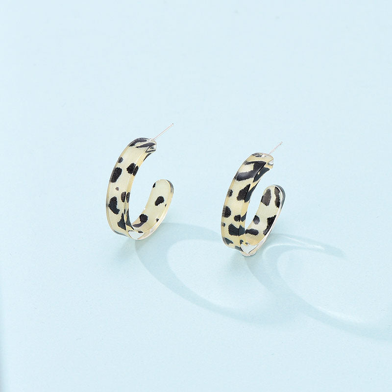 Simple Forest Gold Earrings With Diamonds-Jewearrings