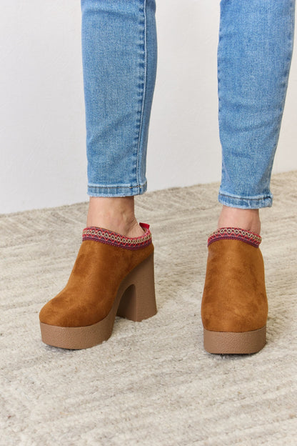 Legend Footwear Platform Suede Clog Heel-Jewearrings