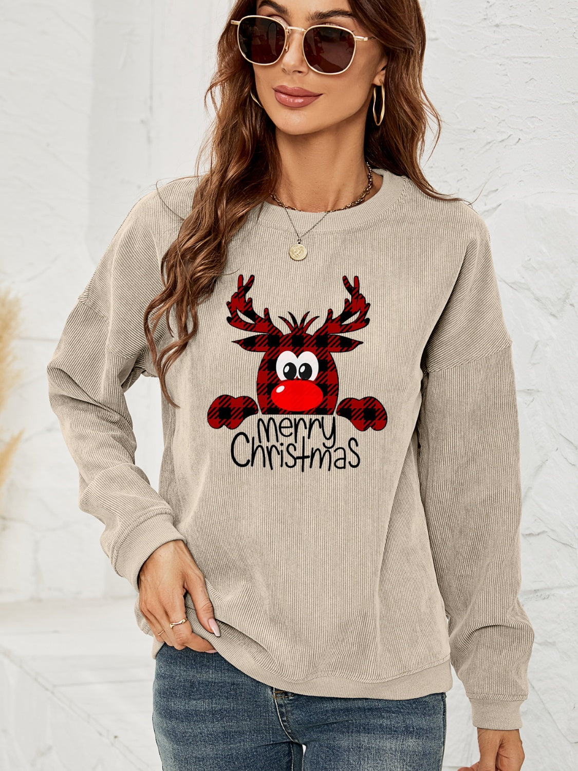 MERRY CHRISTMAS Graphic Sweatshirt-Jewearrings