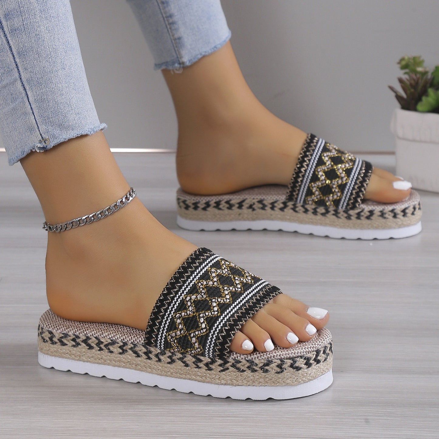 Geometric Weave Platform Sandals-Jewearrings