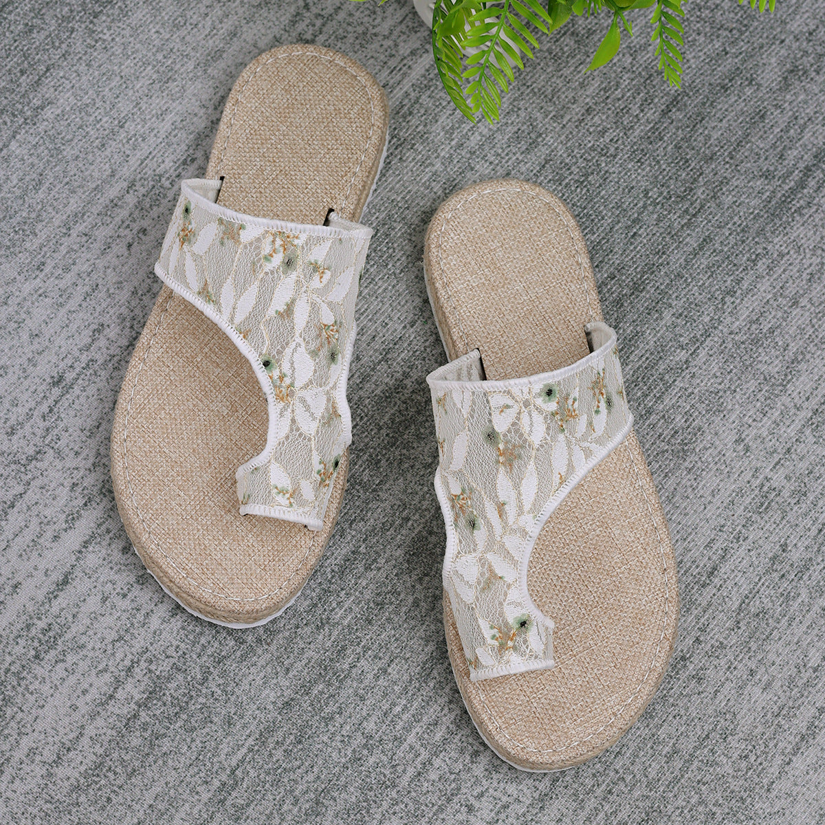 Flower Toe Post Flat Sandals-Jewearrings