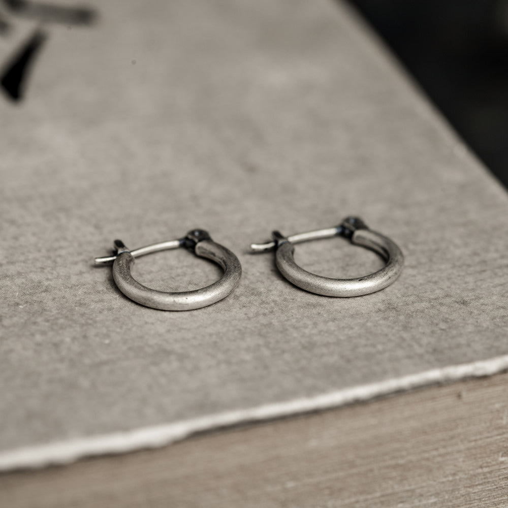 Dark Night 925 Sterling Silver Simple Earclip Earrings Ear Rings-Jewearrings