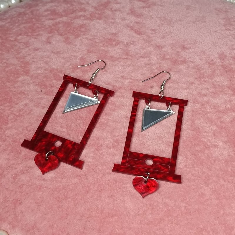 Acrylic Guillotine Vintage Heart Earrings-Jewearrings