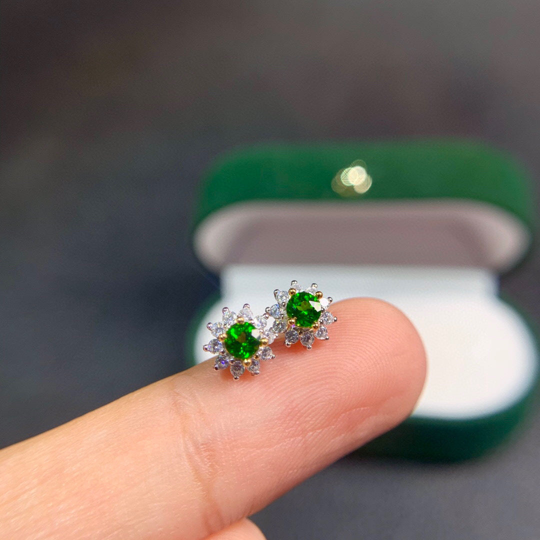 Emerald Diopside Round Sterling Silver Stud Earrings-Jewearrings