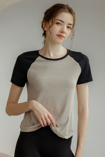 Round Neck Short Raglan Sleeve T-Shirt-Jewearrings