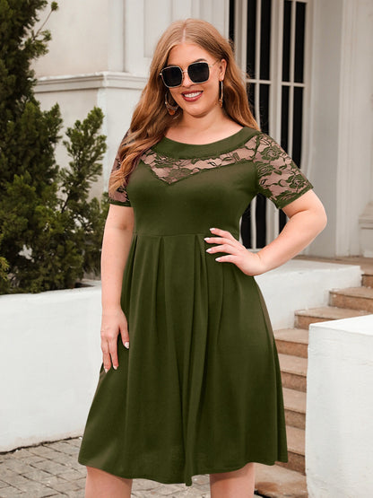 Plus Size Ruched Round Neck Short Sleeve Dress-Jewearrings