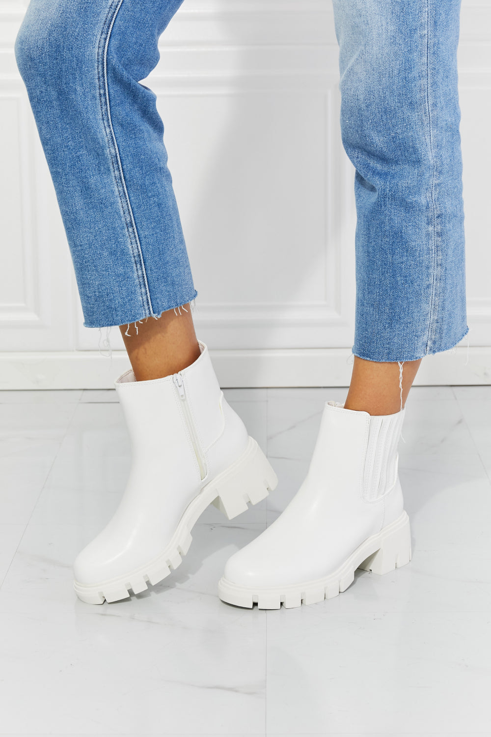 MMShoes What It Takes Lug Sole Chelsea Boots in White-Jewearrings