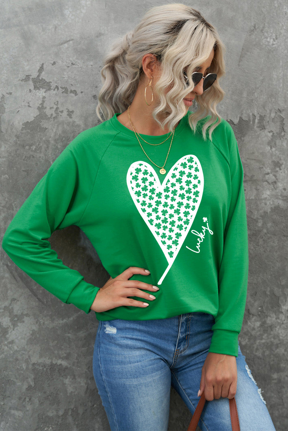 Heart Graphic Round Neck Sweatshirt-Jewearrings