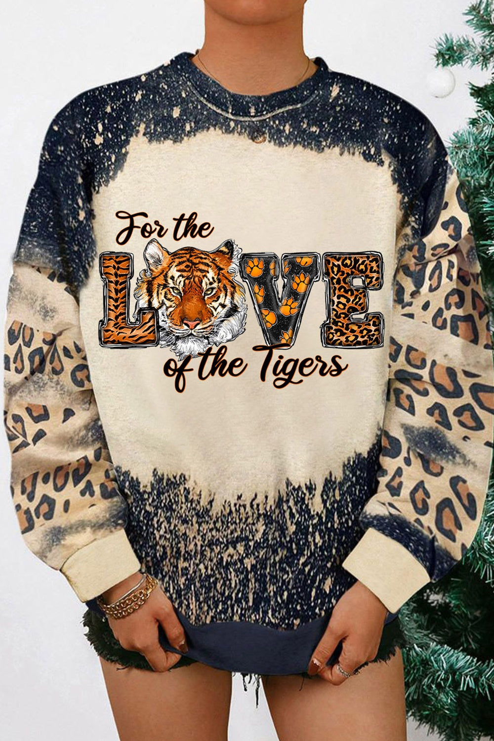 FOR THE LOVE OF THE TIGERS Leopard Round Neck Sweatshirt-Jewearrings