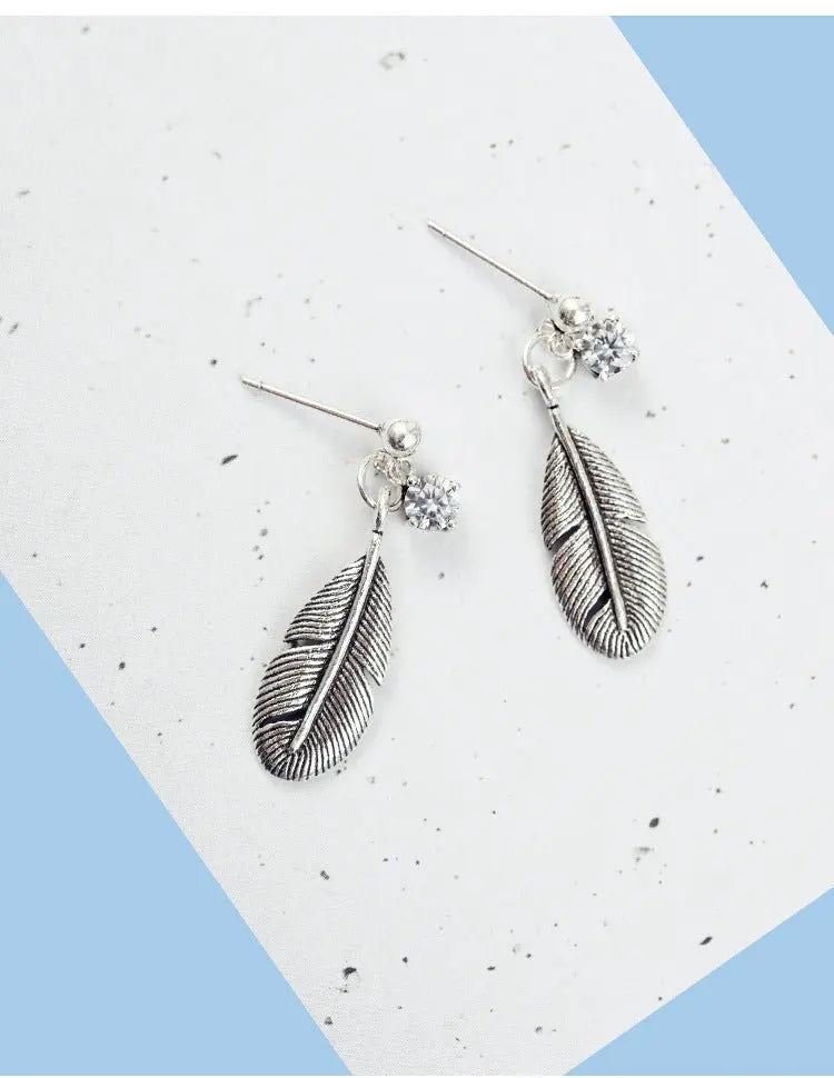 All-match feather stud earrings-Jewearrings